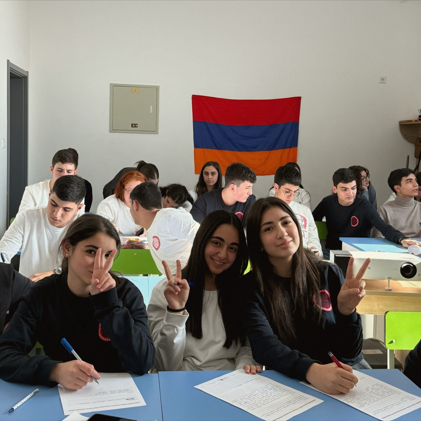 587298186_18027317753770173_2200728984959450267_n